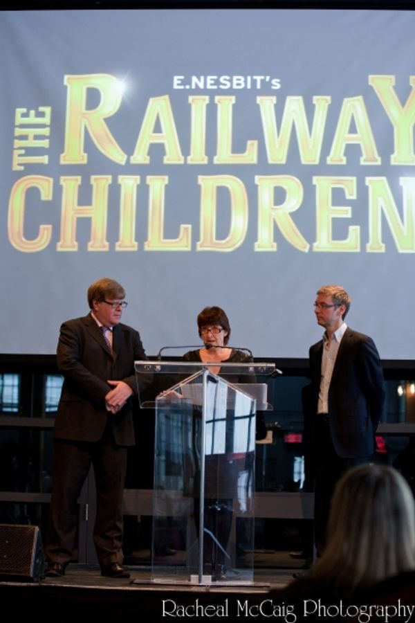 Matthew Gale, Jenny King and Robert Richarson announced The Railway Children in Toron Photo